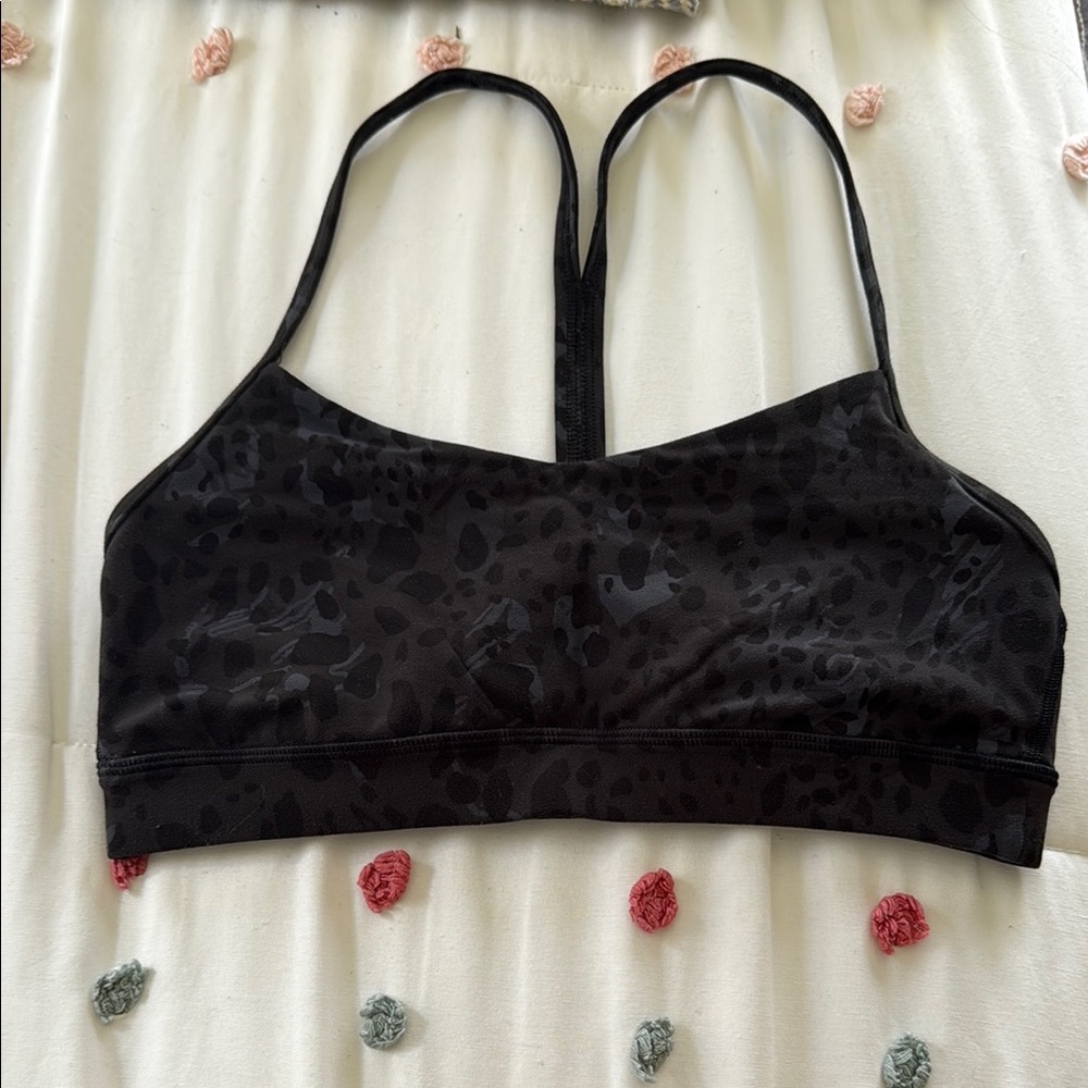 Lululemon Flow Y Nulu Bra